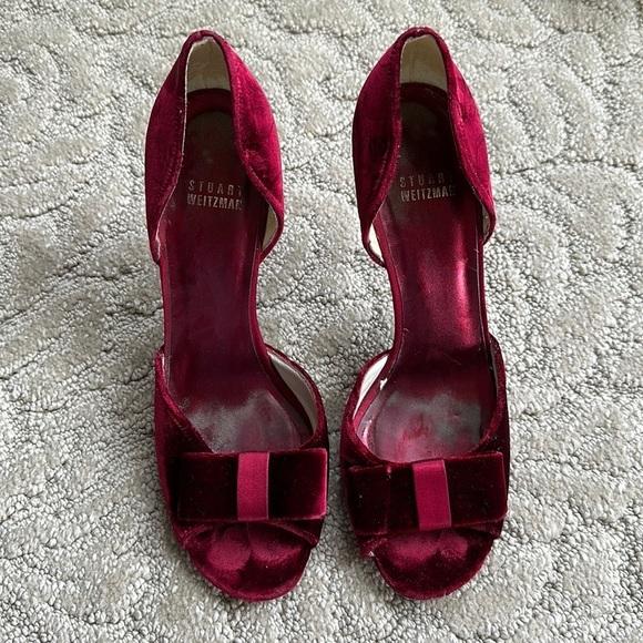 Stuart Weitzman Red Velvet Heels Women’s Size 8 - Picture 1 of 3